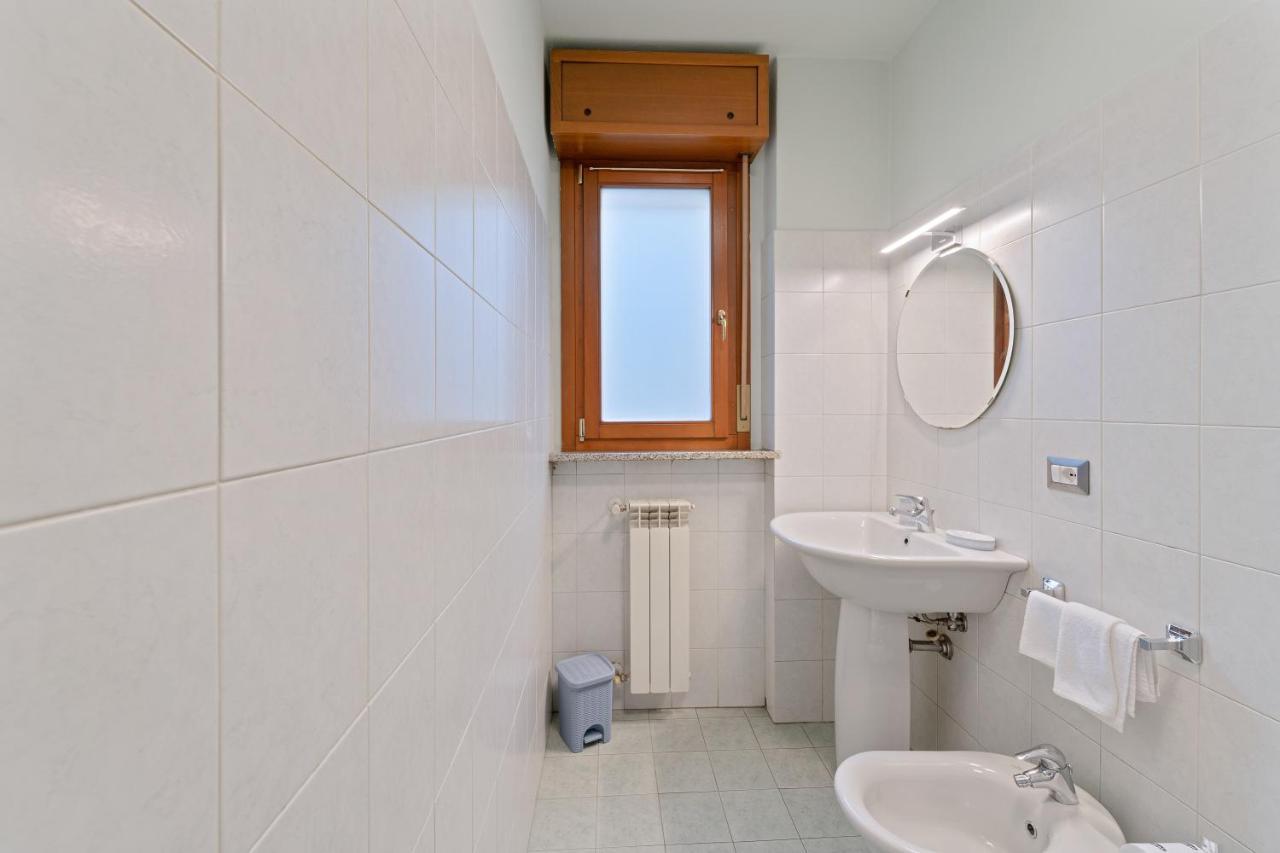 Best Way Rent - Appartamento Con Terrazzo Zona Sempione Milano Eksteriør bilde